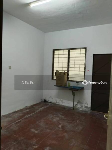 Untuk Disewa - AYER ITAM -ZOO ROAD , 2/terrace for rent , newly repaint