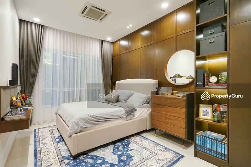 Lucerne Residences - Show Room Photo