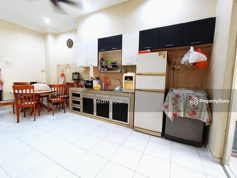 Kulai kulai kulai kulais, Jalan Gemilang, Bandar Indahpura, Kulai