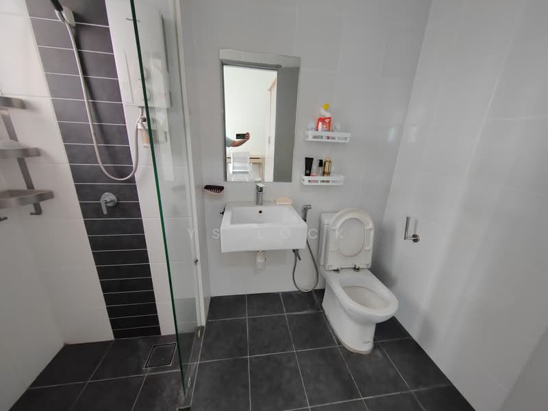 Servis Apartment untuk Disewa di Mesahill - YS Lock - Bathroom - PropertyGuru.com.my