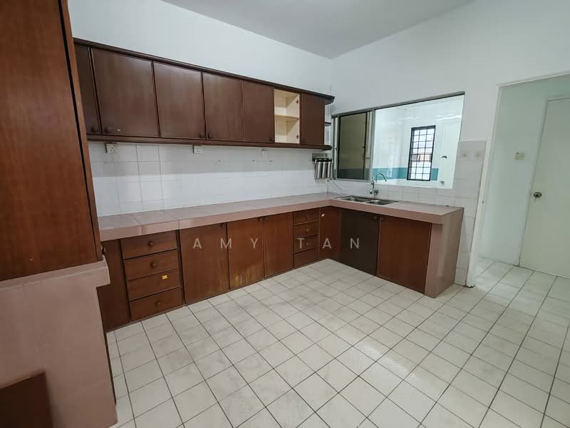 Rumah Teres 2 Tingkat untuk Disewa di Bandar Utama 1 (Bandar Utama) - Amy Tan - Kitchen - PropertyGuru.com.my