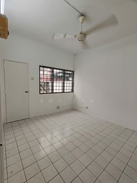Rumah Teres 2 Tingkat untuk Disewa di Bandar Utama 1 (Bandar Utama) - Amy Tan - Interior - PropertyGuru.com.my