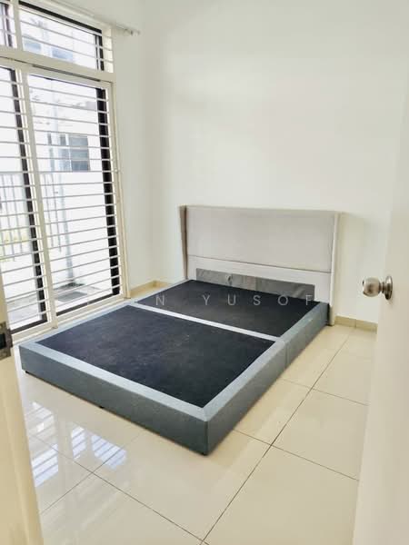 2-storey Terraced House for Rent in Eco Grandeur (Puncak Alam) - Erin Yusof - Bedroom - PropertyGuru.com.my