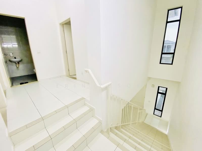 Rumah Teres 2 Tingkat untuk Disewa di Eco Grandeur (Puncak Alam) - Erin Yusof - Interior - PropertyGuru.com.my