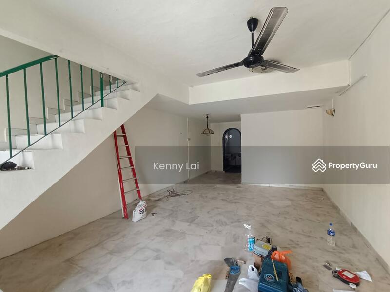 Taman Cheras Awana, Cheras, Selangor, 3 Bedrooms, 900 sqft, 2storey