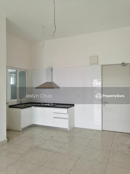 Untuk Dijual - The Regina