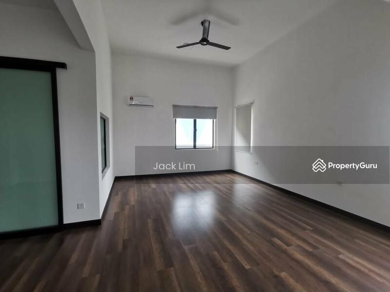 Bandar Kinrara, persiaran damai utama 2, Bandar Kinrara, Puchong