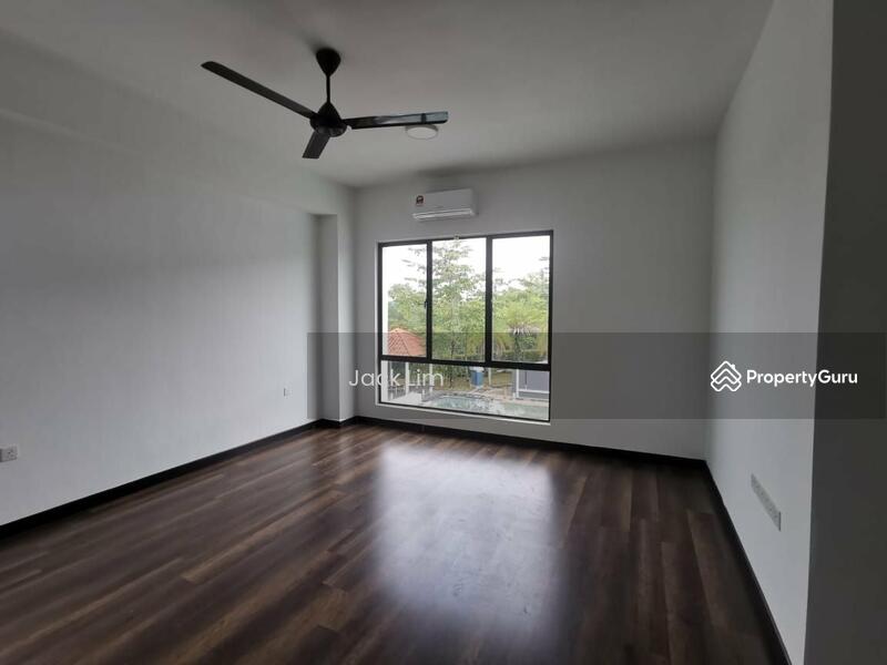 Bandar Kinrara, persiaran damai utama 2, Bandar Kinrara, Puchong