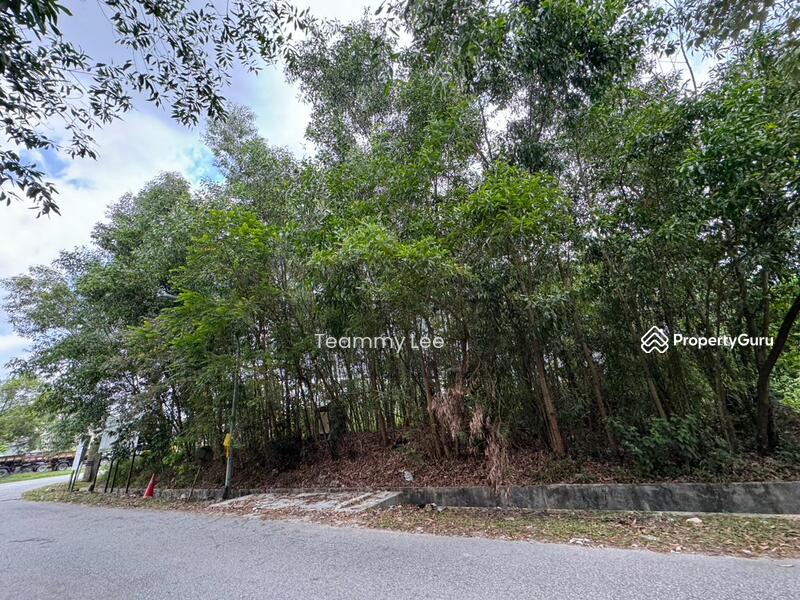 For Sale - 5877sf Mainroad Commercial Bungalow Land Mahkota Cheras Section 6