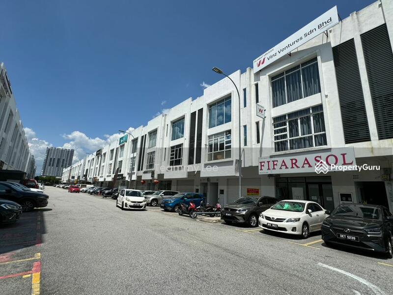 For Sale - {66860sf} 2.5sty with Basement Floor Shop Office Cheras Selatan 118, Balakong Dataran C180