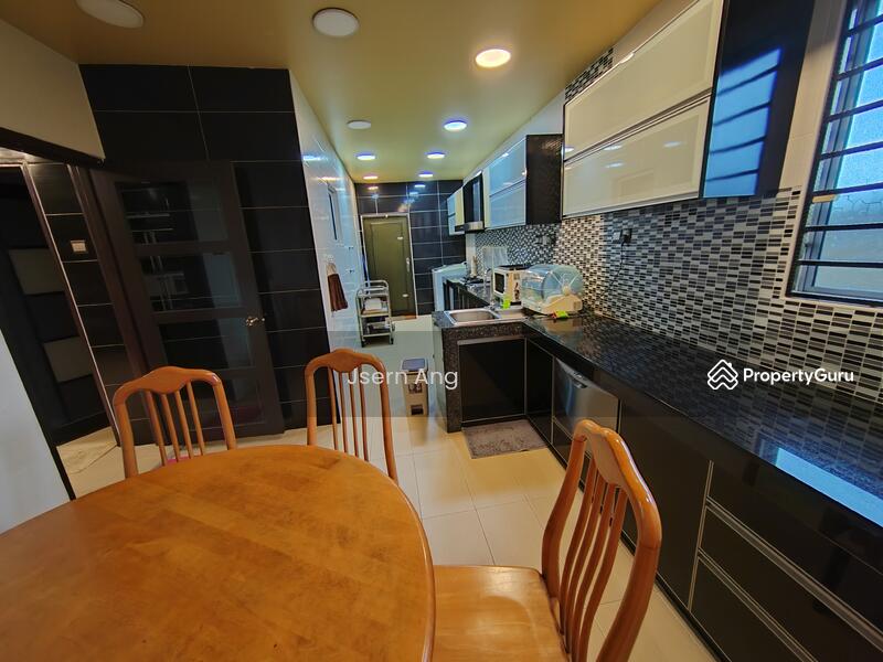 Jalan seri banang untuk Untuk Dijual - RM 1,200,000, Mac 2026 - PropertyGuru.com.my