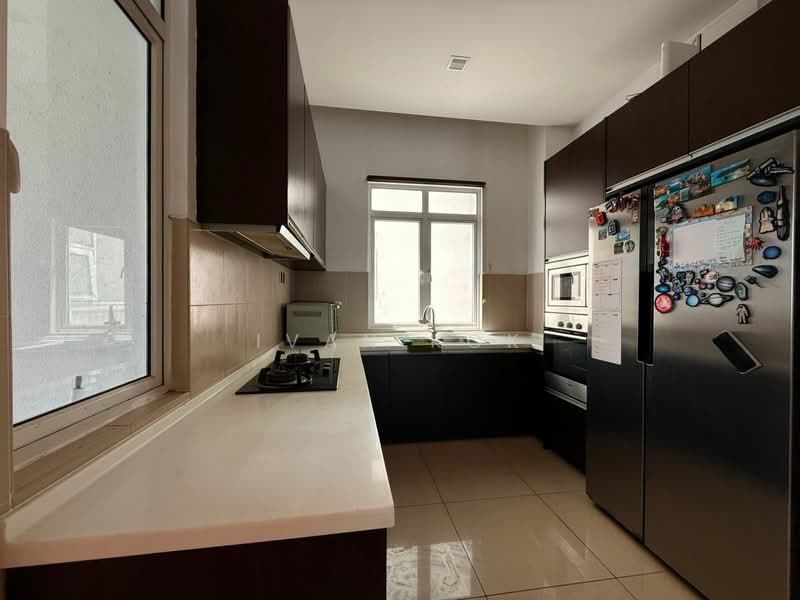 Kondominium untuk Dijual di Amaya Saujana - Ivan Kok - Kitchen - PropertyGuru.com.my