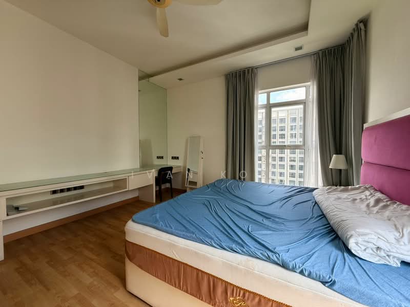 Kondominium untuk Dijual di Amaya Saujana - Ivan Kok - Bedroom - PropertyGuru.com.my