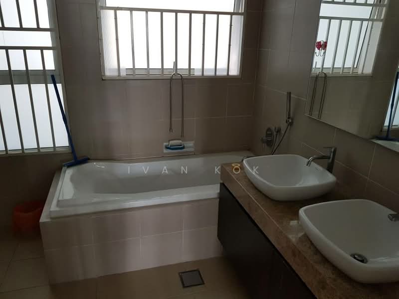 Condominium for Sale at Amaya Saujana - Ivan Kok - Bathroom - PropertyGuru.com.my