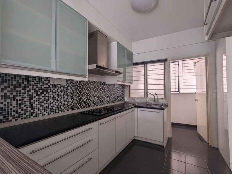 Kondominium untuk Dijual di Puncak Nusa Kelana - Ivan Kok - Kitchen - PropertyGuru.com.my
