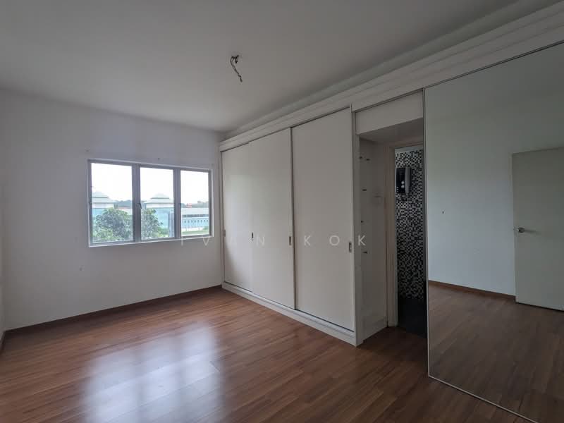 Kondominium untuk Dijual di Puncak Nusa Kelana - Ivan Kok - Bedroom - PropertyGuru.com.my