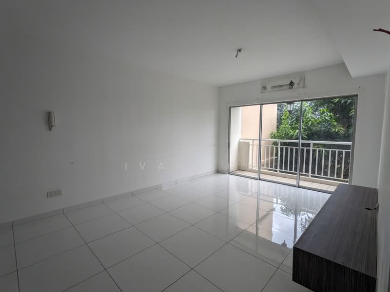 Kondominium untuk Dijual di Puncak Nusa Kelana - Ivan Kok - Balcony - PropertyGuru.com.my