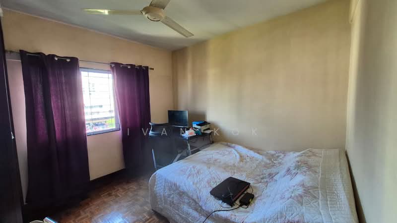 Kondominium untuk Dijual di Puncak Nusa Kelana - Ivan Kok - Bedroom - PropertyGuru.com.my