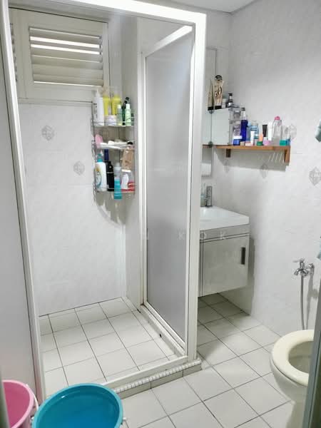 Kondominium untuk Dijual di Puncak Nusa Kelana - Ivan Kok - Bathroom - PropertyGuru.com.my