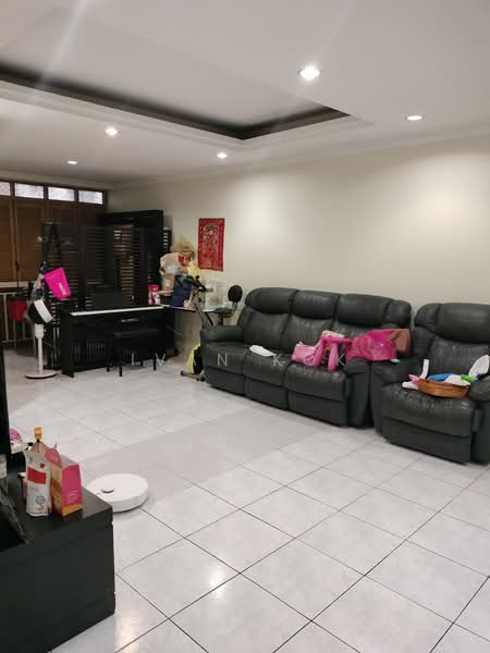 Kondominium untuk Dijual di Puncak Nusa Kelana - Ivan Kok - Living Room - PropertyGuru.com.my