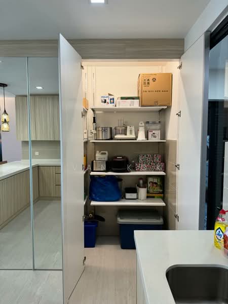 Servis Apartment untuk Dijual di The Potpourri - Ivan Kok - Kitchen - PropertyGuru.com.my