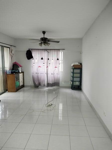 Kondominium untuk Dijual di D'aman Crimson - Ivan Kok - Living Room - PropertyGuru.com.my