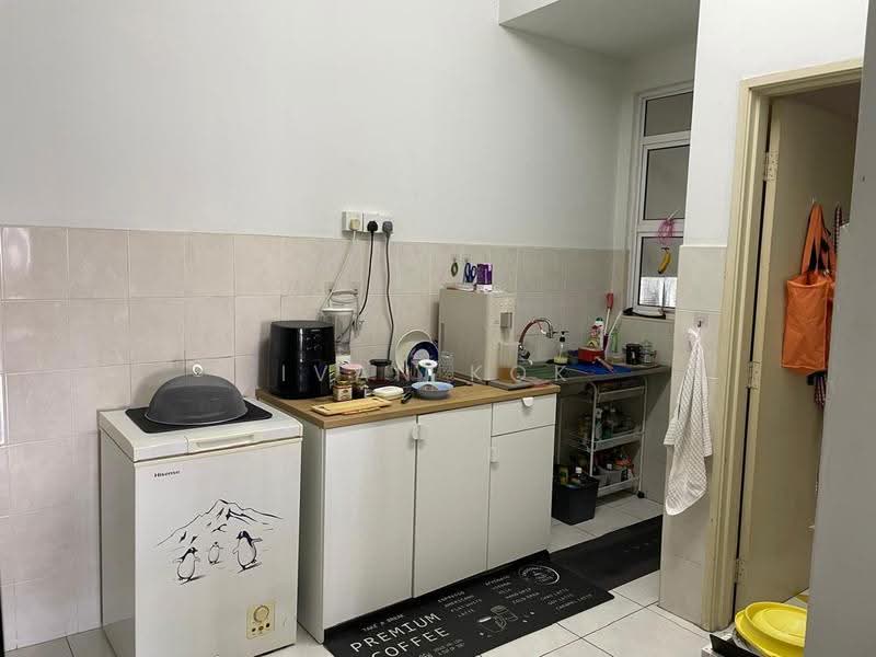 Condominium for Sale at Sterling - Ivan Kok - Kitchen - PropertyGuru.com.my