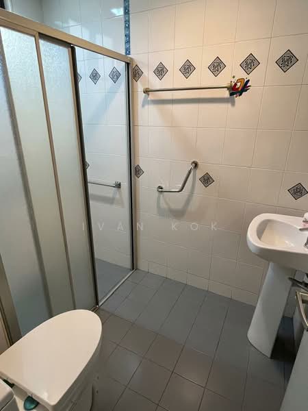 Condominium for Sale at Mutiara Oriental - Ivan Kok - Bathroom - PropertyGuru.com.my