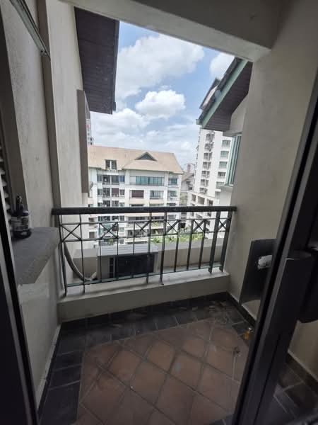 Kondominium untuk Dijual di Riana Green Condominium - Ivan Kok - Balcony - PropertyGuru.com.my