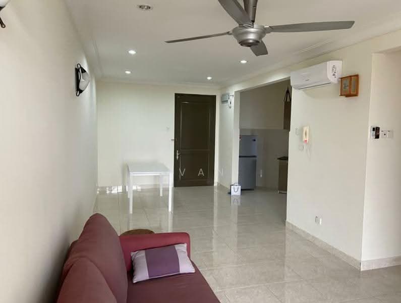 Kondominium untuk Dijual di Casa Tropicana - Ivan Kok - Living Room - PropertyGuru.com.my