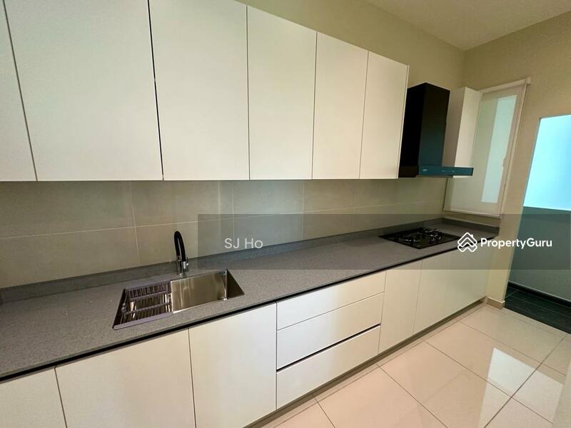 One City Height / 1 City Height - Kitchen Area