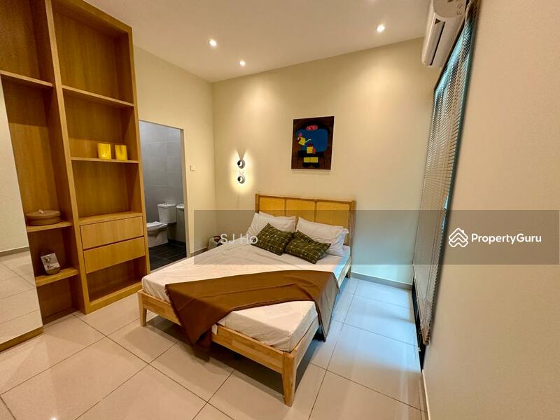 One City Height / 1 City Height - Master Bedroom