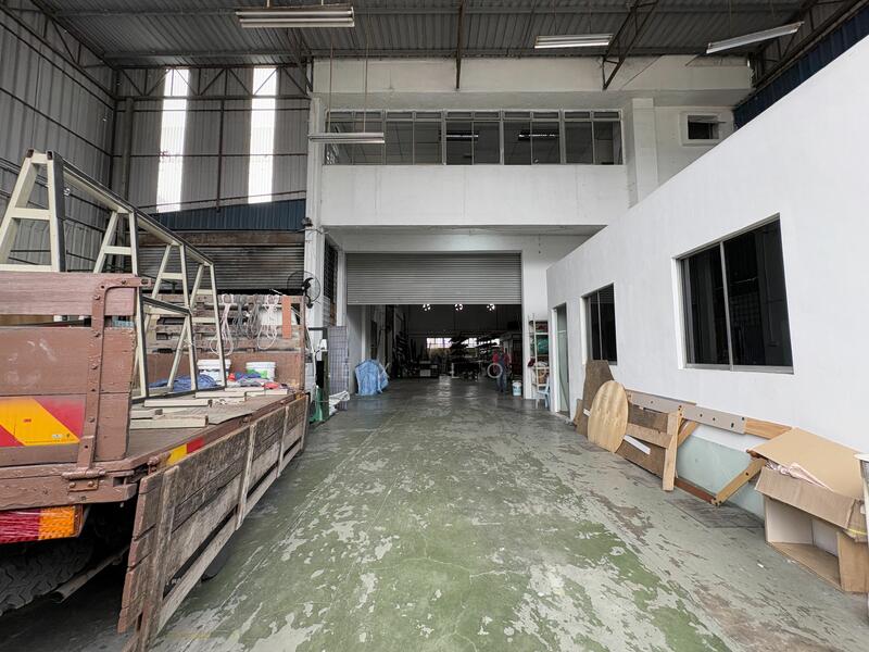 For Rent - Perindustrian Taman University