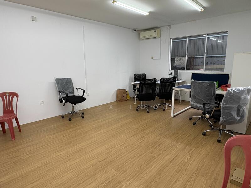 For Rent - Perindustrian Taman University