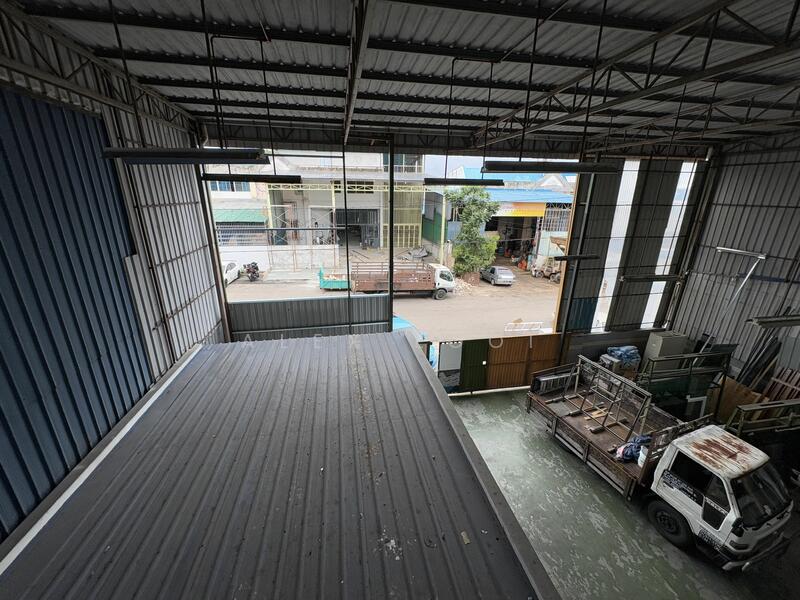 For Rent - Perindustrian Taman University