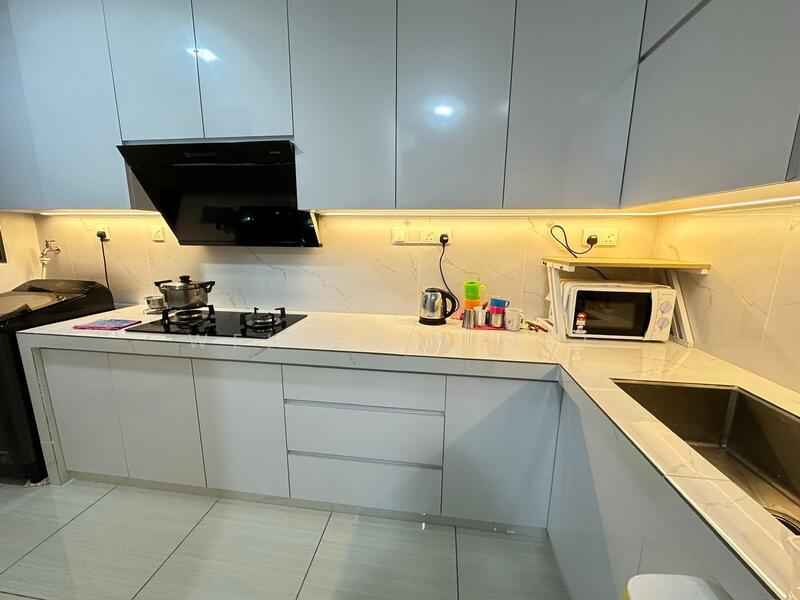 For Rent - Queens Residences Q1 @ Queens Waterfront