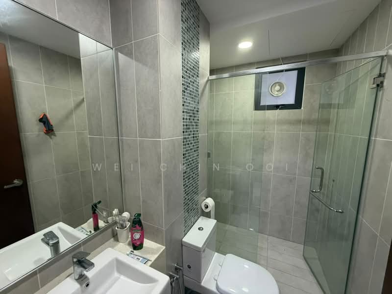 Kondominium untuk Disewa di Queens Residences Q1 @ Queens Waterfront - Wei Chin Ooi - Bathroom - PropertyGuru.com.my