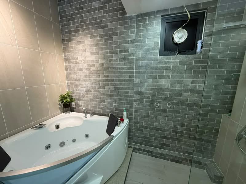 Kondominium untuk Disewa di Queens Residences Q1 @ Queens Waterfront - Wei Chin Ooi - Bathroom - PropertyGuru.com.my