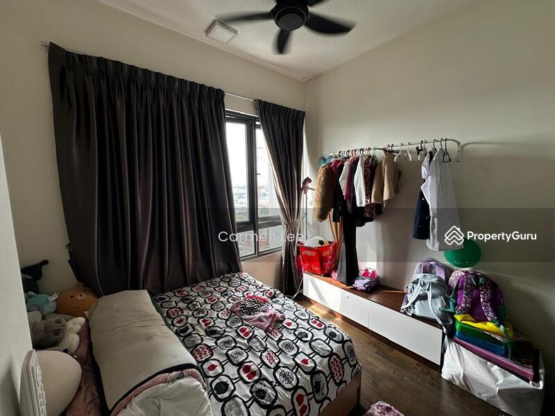 For Sale - Pandora @ Tropicana Metropark