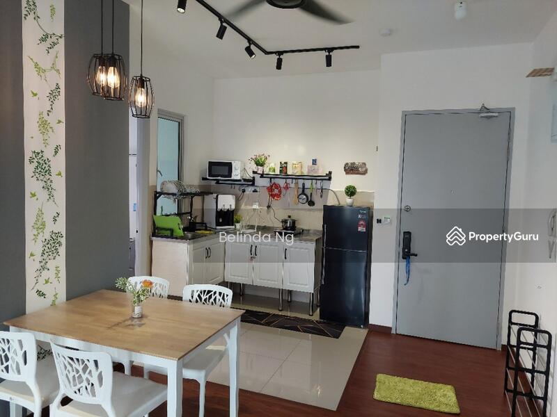 Kote Kemuning Gaya Resort Home 2r2b fully furnished condo free shuttle bus to lrt station for rent