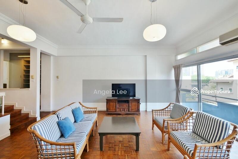 Untuk Dijual - Earls Court