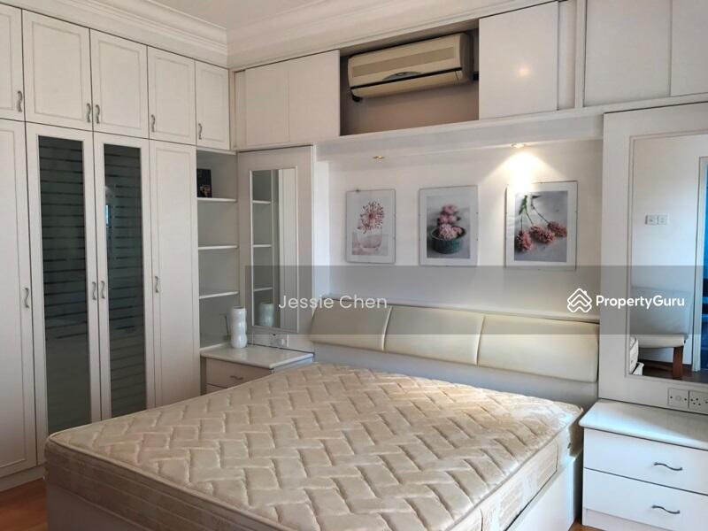 For Rent - Le Renaissance