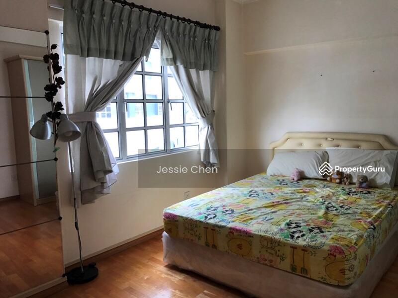 For Rent - Le Renaissance