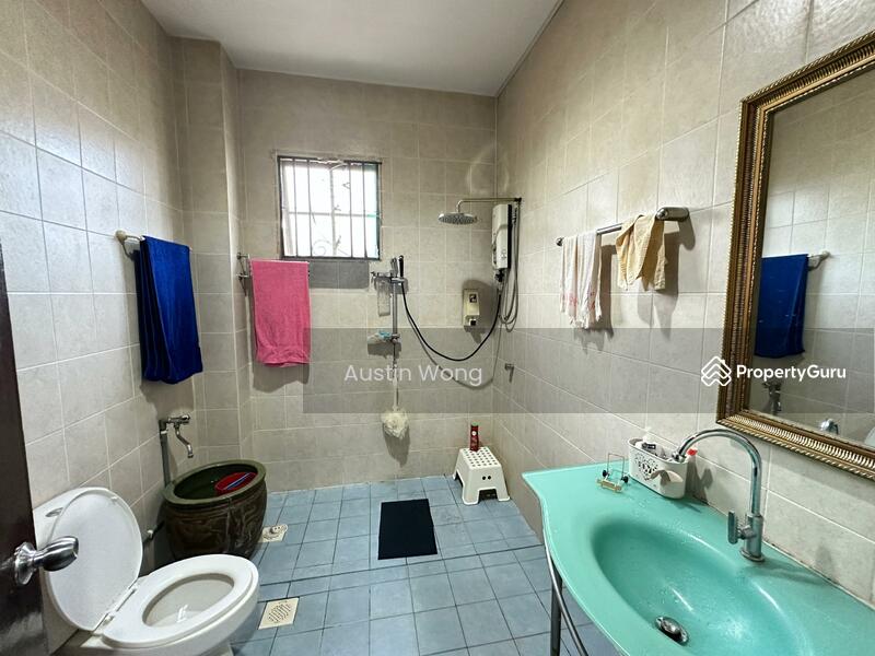 Rumah Berkembar untuk Dijual di Puchong (Selangor) - Austin Wong - PropertyGuru.com.my