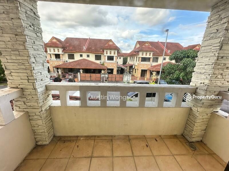 Rumah Berkembar untuk Dijual di Puchong (Selangor) - Austin Wong - PropertyGuru.com.my