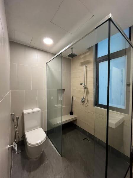 Kediaman Servis untuk Dijual di Verde - Ivan Kok - Bathroom - PropertyGuru.com.my