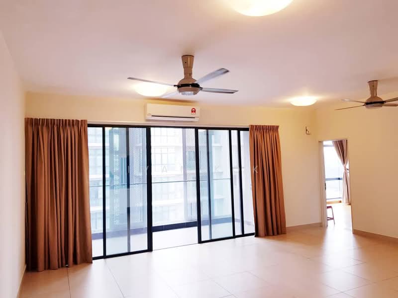 Servis Apartment untuk Dijual di Verde - Ivan Kok - Living Room - PropertyGuru.com.my