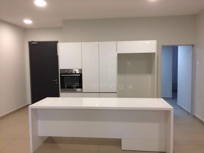 Servis Apartment untuk Dijual di Verde - Ivan Kok - Kitchen - PropertyGuru.com.my