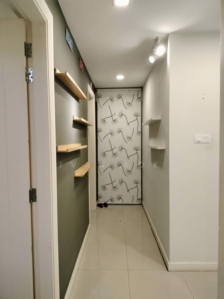 Condominium for Sale at Ara Hill Condominium - Ivan Kok - Corridor - PropertyGuru.com.my