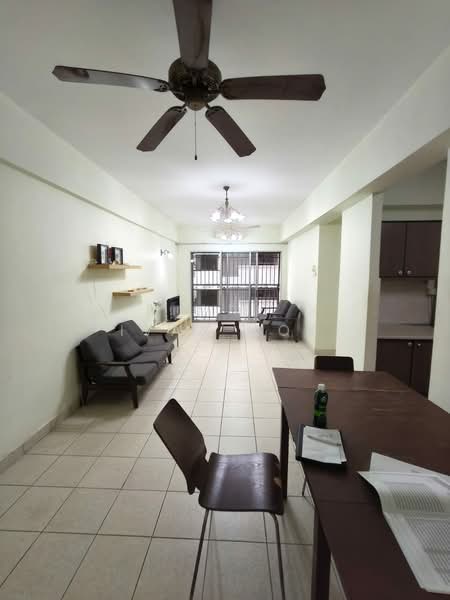 Kondominium untuk Dijual di Ken Damansara - Ivan Kok - Living Room - PropertyGuru.com.my